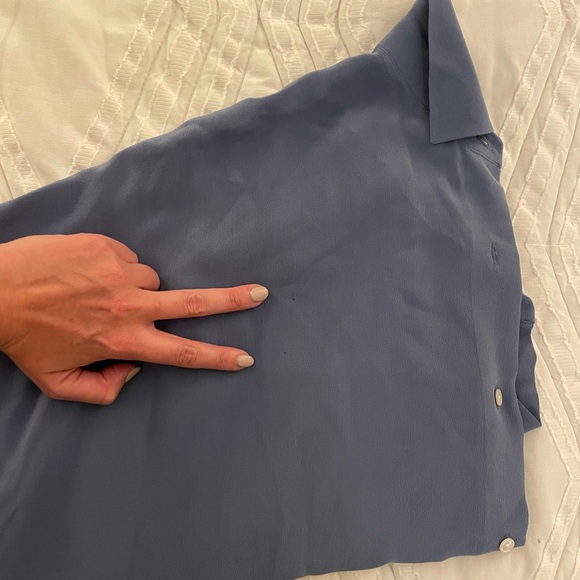 Everlane The Clean Silk Short-Sleeve Square Shirt - Picture 9 of 10